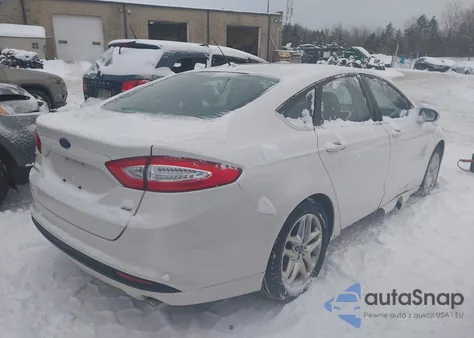 2013 Ford Fusion Se z USA, uszkodzony, nr VIN 3FA6P0H7XDR109990